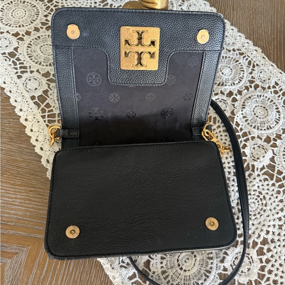Tory Burch Black Crossbody Bag with Gold Logo - Picture 9 of 16
